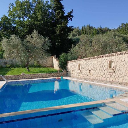 Pool Villa Grigoris Aspiotades Esterno foto