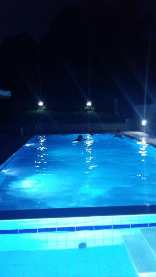 Pool Villa Grigoris Aspiotades Esterno foto