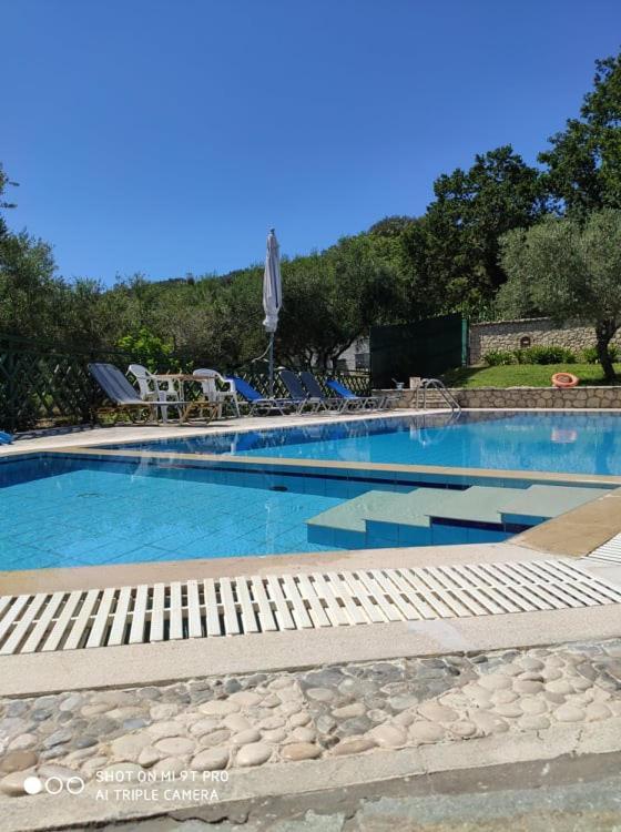 Pool Villa Grigoris Aspiotades Esterno foto