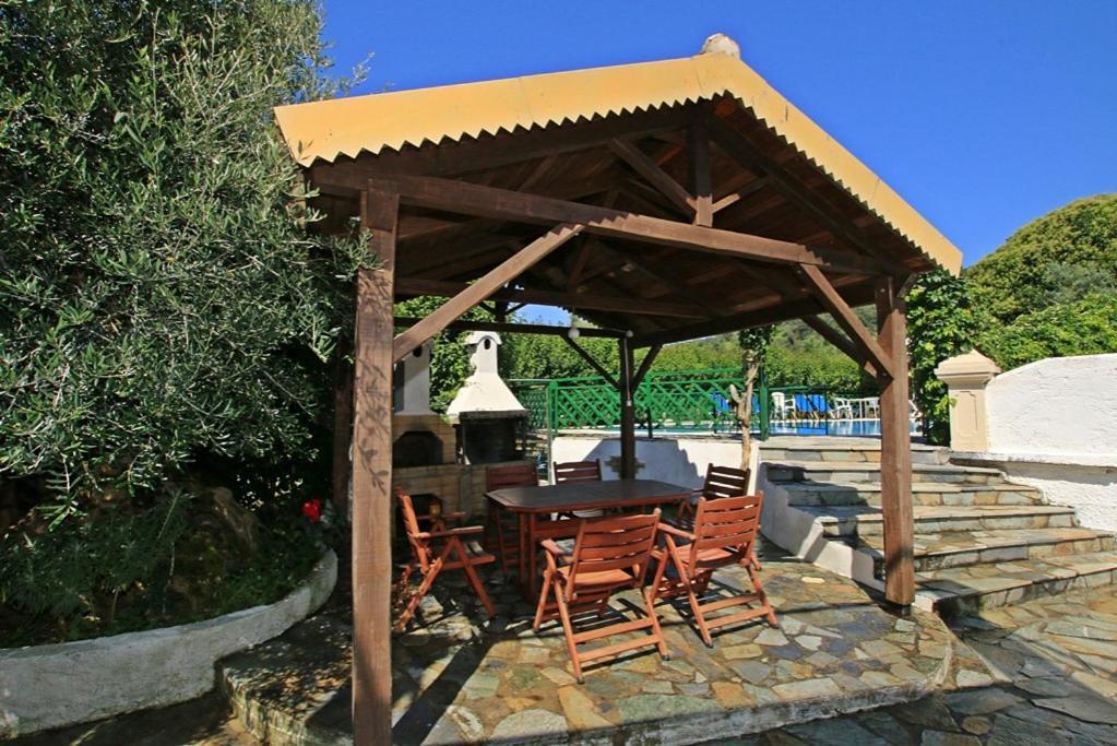 Pool Villa Grigoris Aspiotades Esterno foto