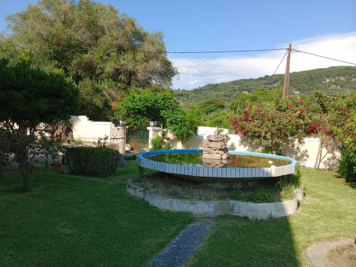 Pool Villa Grigoris Aspiotades Esterno foto